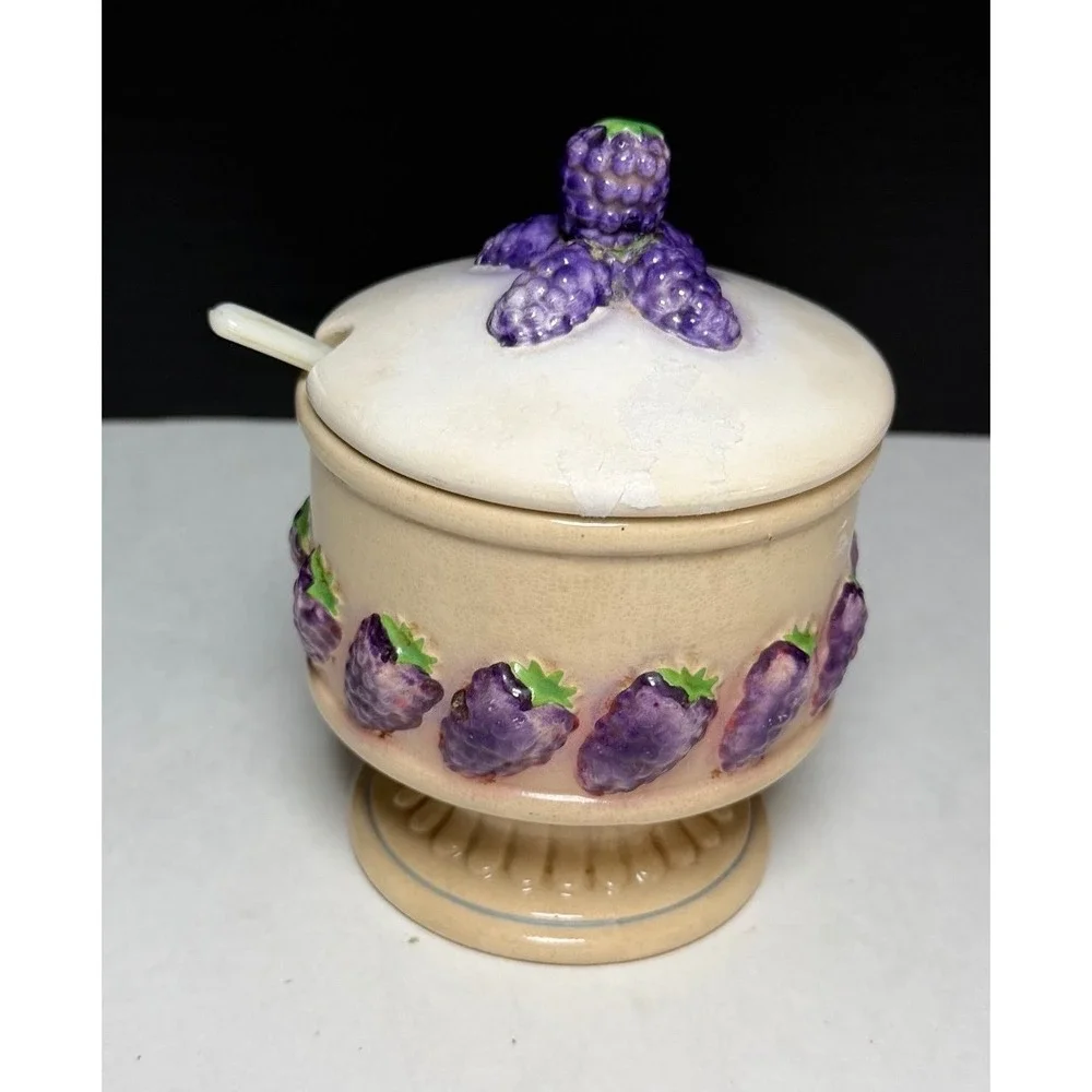 Vintage Ceramic Blackberry Jam Jar with Lid and Spoon Footed Berry Pot 2459